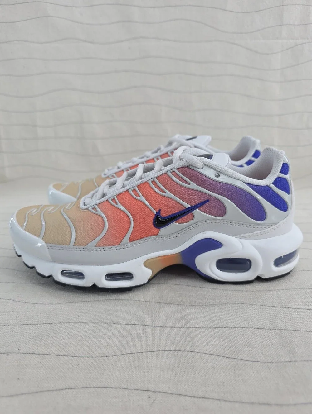 Nike Womens Air Max Plus Platinum Tint-Persian Violet-Mango Shoe DZ3670-003 Sz 7